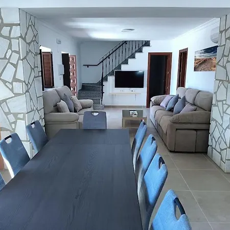 Casa La Fuente Holiday home *